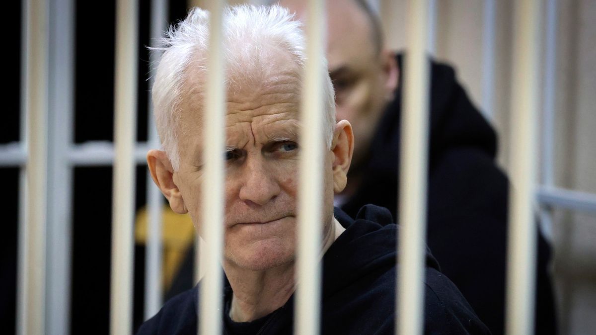 V Bělorusku poslali nositele Nobelovy ceny za mír Bjaljackého na 10 let do vězení